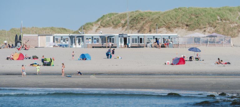 het strand bij Paal 15