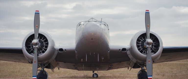 Historisch vliegtuig op Texel Airport