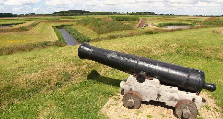 VOC en Texel - kanon in het landschap