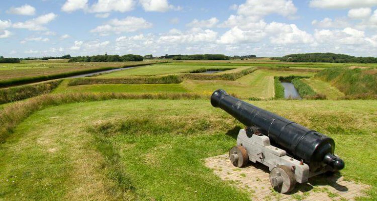 Kannon bij Fort De Schans