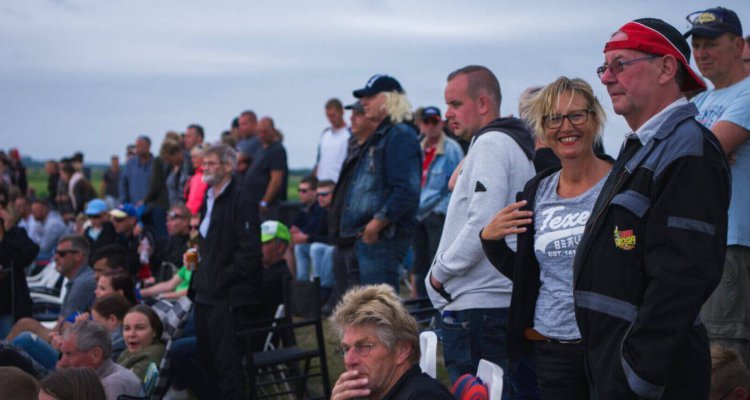 Publiek bij de Autocross