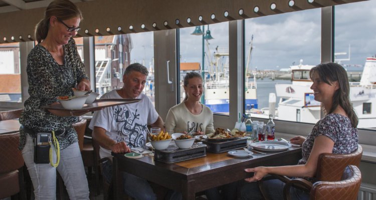 Prachtig uitzicht van restaurant Havenzicht