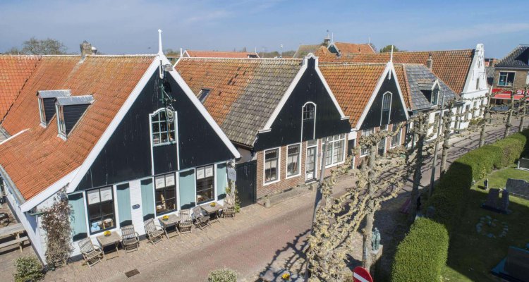 Authentieke huisjes in Oosterend