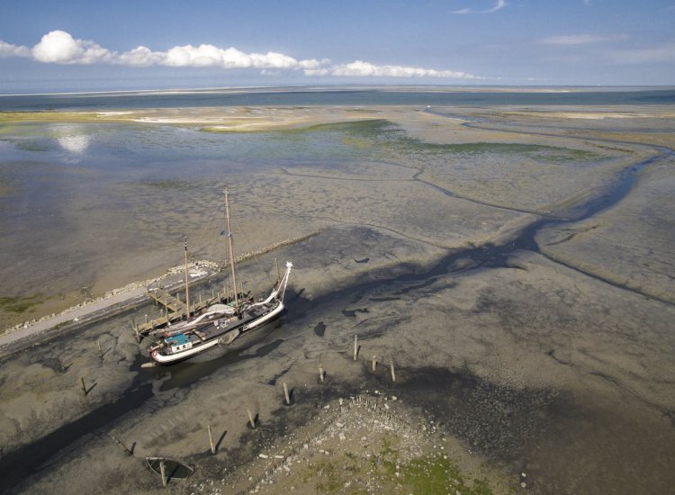 Waddenzee bij het sluisje nabij De Cocksdorp