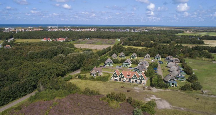 Hoeve Landleven in een bosrijke omgeving